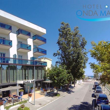 Hotel Onda Marina Misano Adriatico Ngoại thất bức ảnh