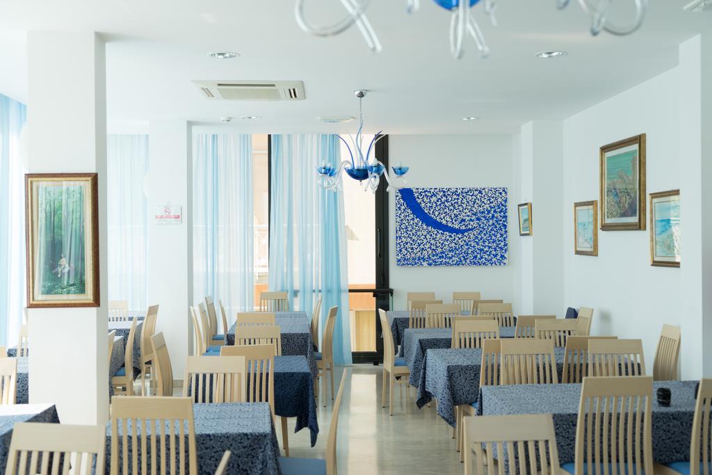 Hotel Onda Marina Misano Adriatico Ngoại thất bức ảnh