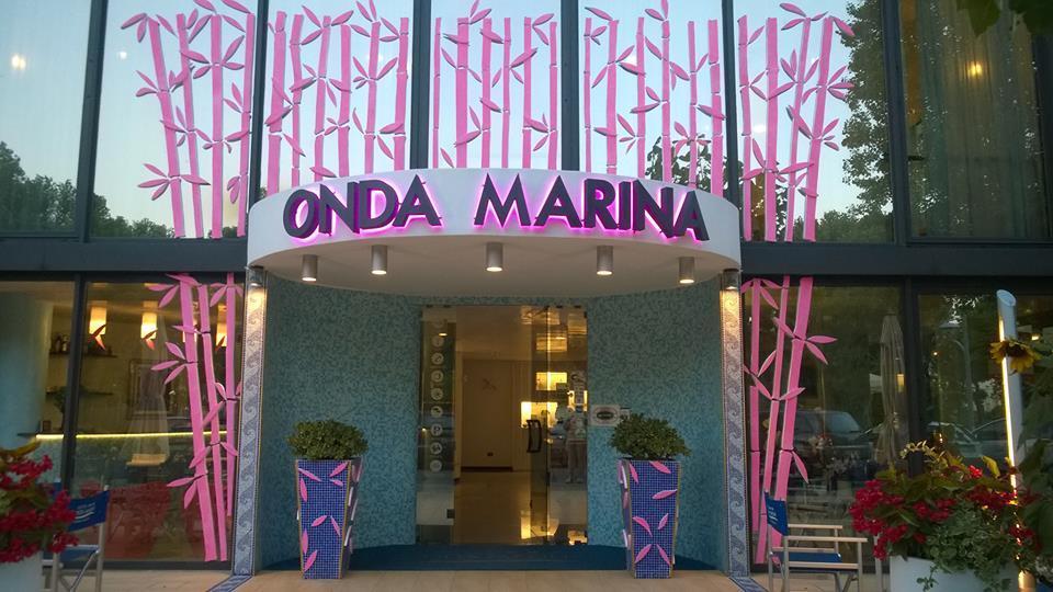 Hotel Onda Marina Misano Adriatico Ngoại thất bức ảnh